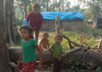 खुल्ला आकाशमा भबिस्य खोज्दै