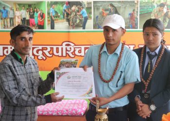 पत्रकार ऐडिद्वारा मानवसेवा आश्रमलाई सहयोग