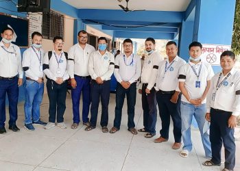 भजनीमा स्वास्थ्यकर्मीहरूकाे दबाबमुलक कार्यक्रम