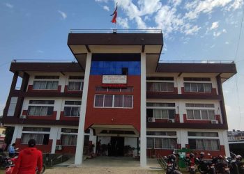 टीकापुर नगरपालिकामा भुमिहिनलाई लालपुर्जा वितरणका लागि निस्सा वितरण कार्य सुरु