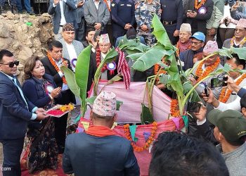 परराष्ट्रमन्त्री देउवा द्वारा कैलालीको चिसापानीमा केबलकारको शिलान्यास