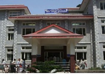 गेटा आखाँ अस्पतालमा कार्यरत कर्मचारीहरूले प्रशासनबाट लामो समयदेखि अन्याय, दबाब र असुरक्षाको वातावरण सिर्जना