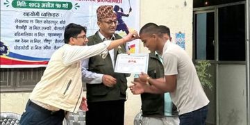 ब्याडमिन्टन प्रतियोगितामा डिभिजन वन कार्यालय पहलमानपुर प्रथम